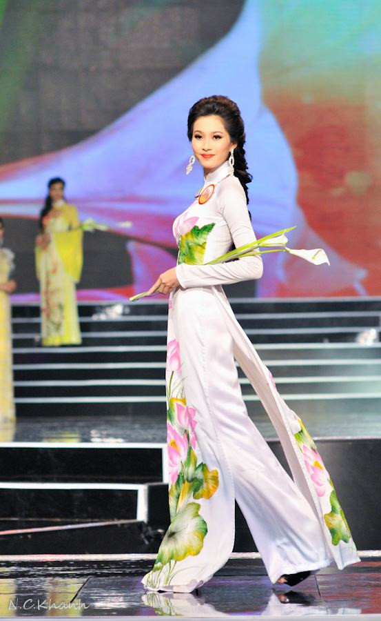 Hoa hậu Đặng Thu Thảo là ai?