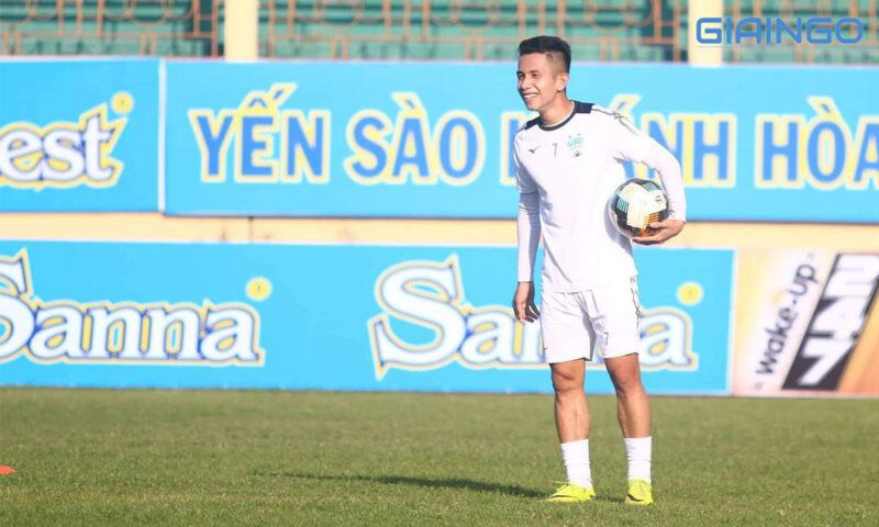 Sự nghiệp cầu thủ Nguyễn Phong Hồng Duy